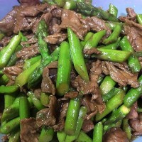 【72】Ternera con espárragos