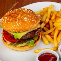 【67】Hamburguesa con Patatas fritas